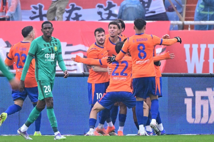 泰山前五輪9分低于預(yù)期 韓鵬戰(zhàn)術(shù)調(diào)整與傷病潮成焦點(diǎn)