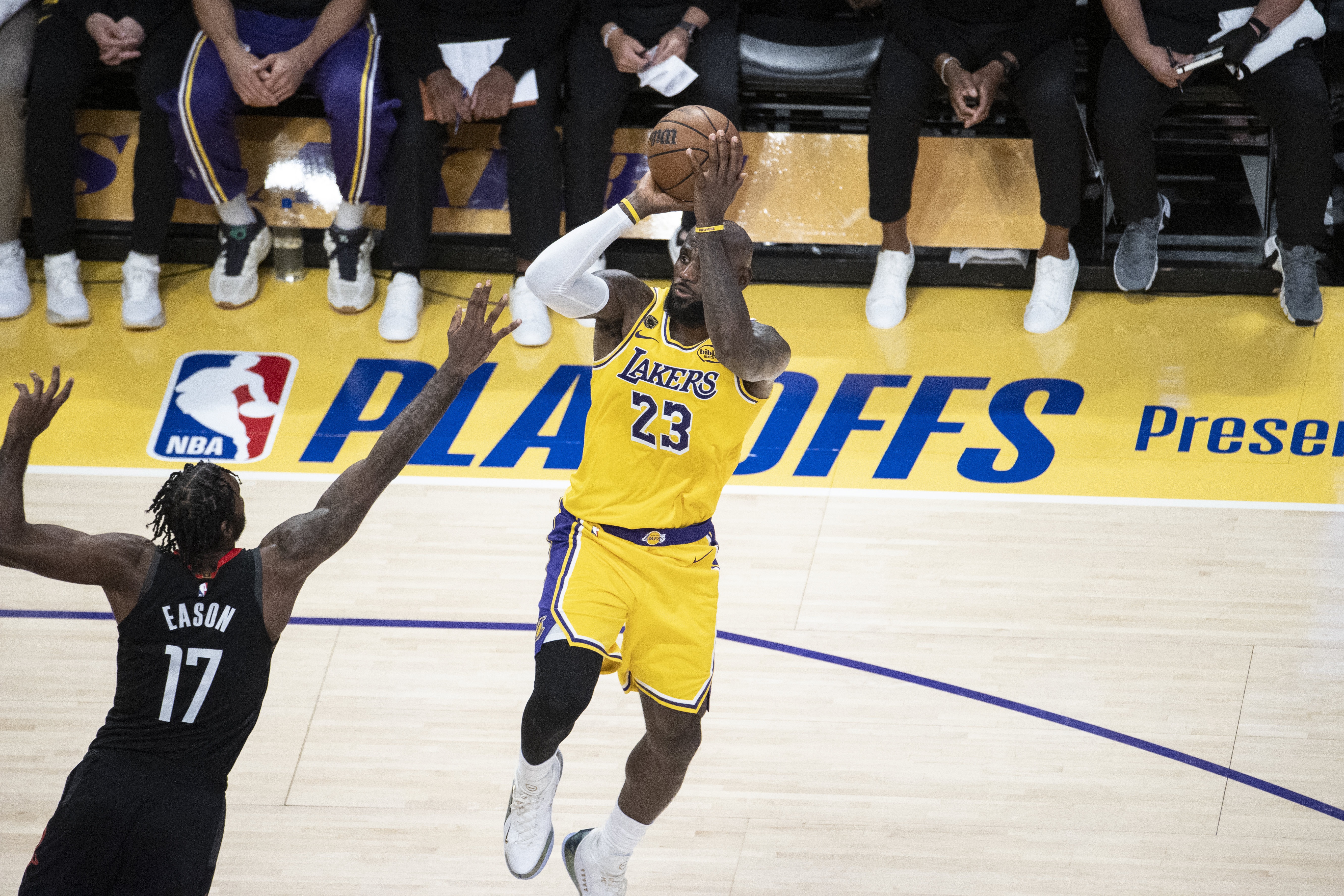 湖人首戰(zhàn)告捷暗藏隱憂 籃板遭爆&失誤20次敲響警鐘