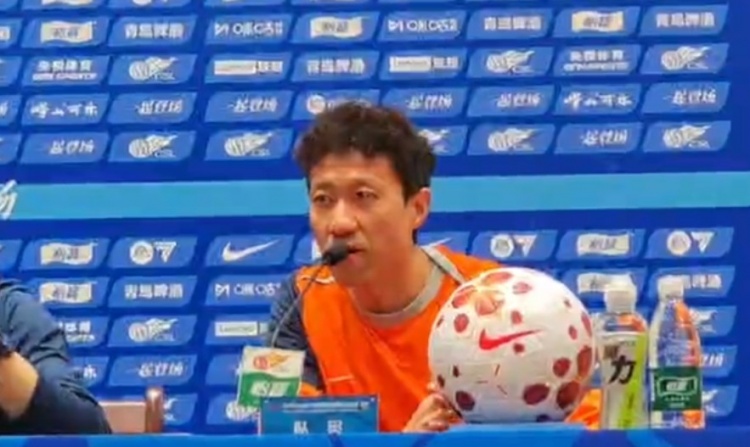 宋龍：戰(zhàn)老東家泰山“寸土必爭”