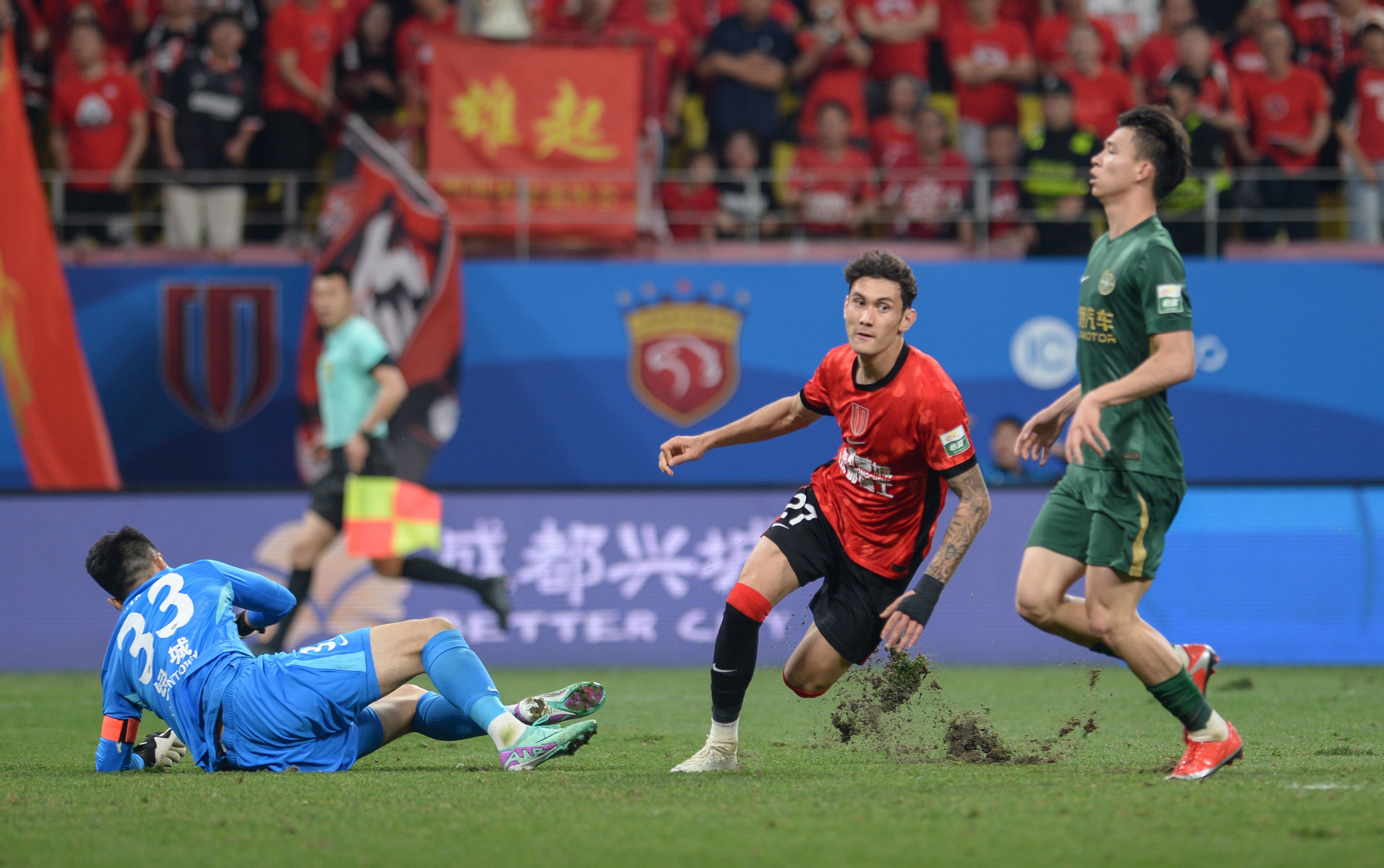 拜合拉木7場2球平個(gè)人紀(jì)錄，替補(bǔ)建功助蓉城4-0大勝