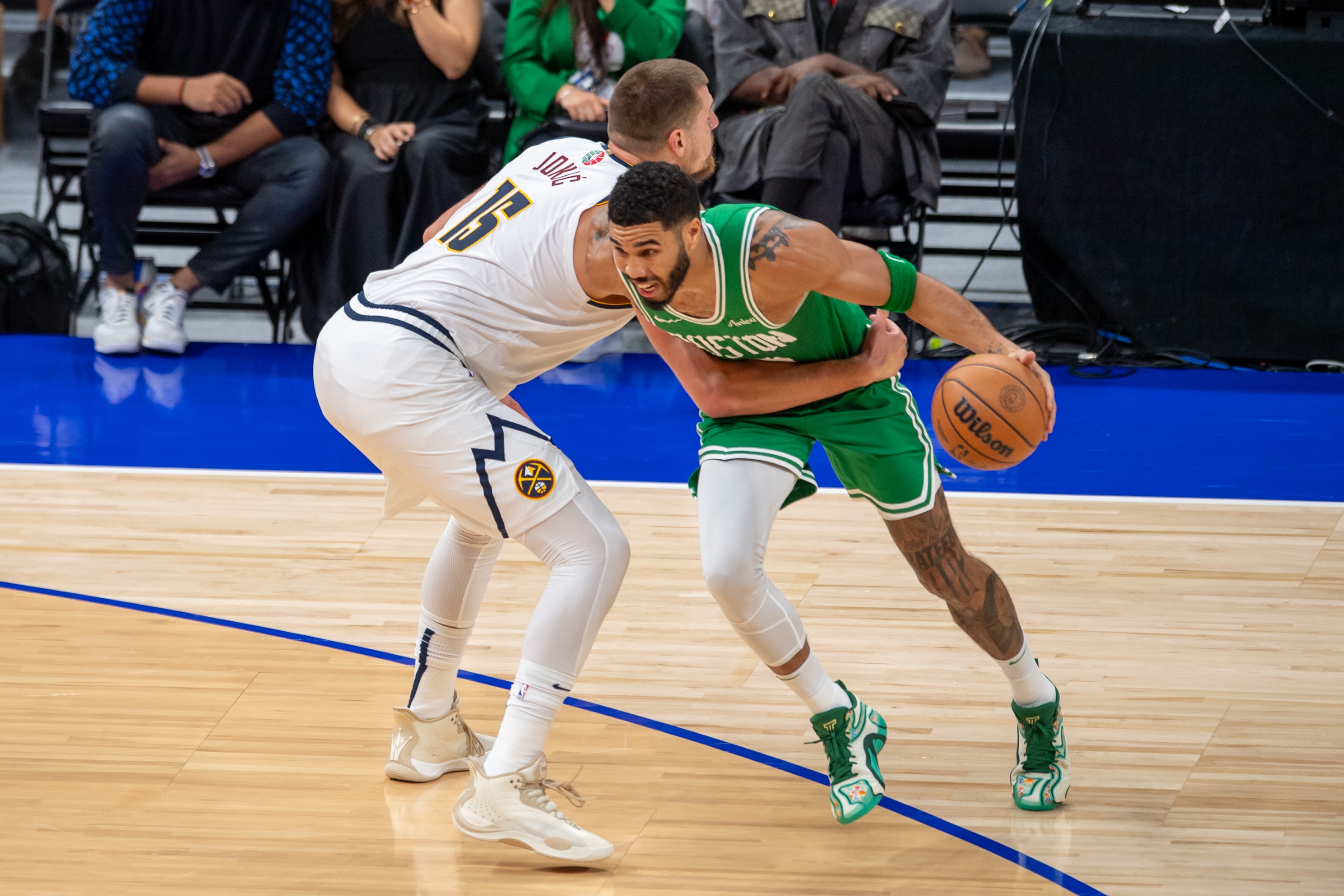 塔圖姆2110分領(lǐng)跑20年至今季后賽得分榜，約基奇布朗緊隨其后