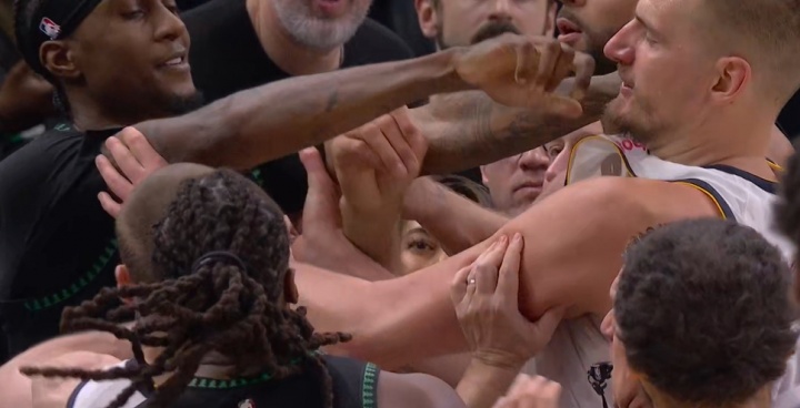 帕森斯：約基奇襲擊麥丹很過分 換成其他任何人都會被罵除了庫里