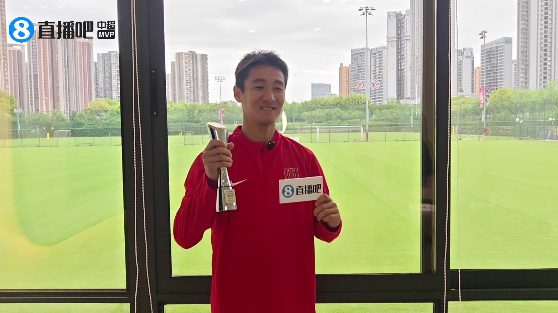 韋世豪：當(dāng)隊(duì)長(zhǎng)不能亂發(fā)脾氣 絕殺國(guó)安造2球當(dāng)選第5輪最佳