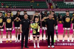 [李緣FMVP]實(shí)至名歸！李緣末節(jié)屢次命中關(guān)鍵三分，最終當(dāng)選FMVP！