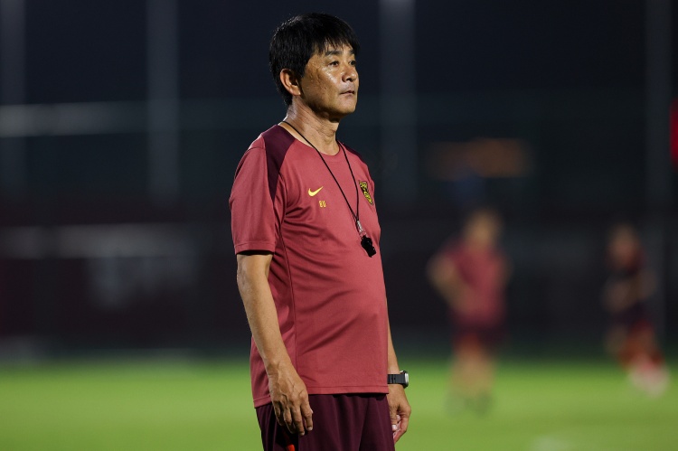 浮嶋敏低開高走：U17國足殺入決賽，臨場換位何思凡成關(guān)鍵