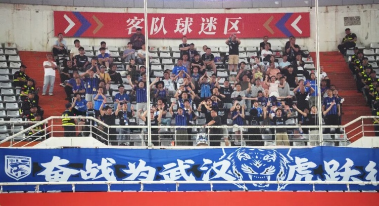 卡迪斯兩射一傳，武漢三鎮(zhèn)客場3-3絕平山東泰山