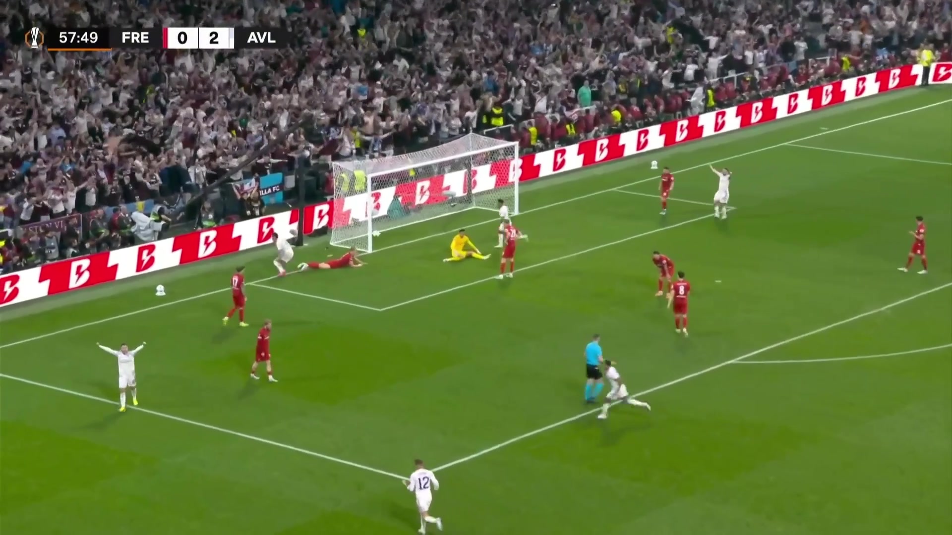 結束了！維拉3-0弗賴堡！布恩迪亞送助攻，羅杰斯包抄鏟射破門！