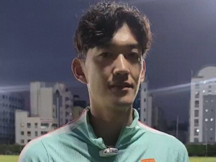 顏駿凌：不念新加坡舊賬，為武磊百場驕傲