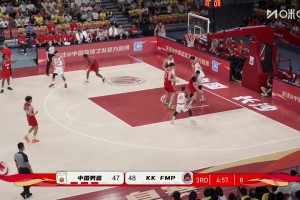 [徐昕釘板大帽]遮天蔽日??徐昕籃下協(xié)防送出釘板大帽??！